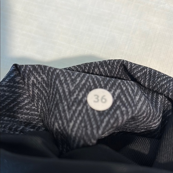 lululemon athletica Black ABC pants - Picture 6 of 9